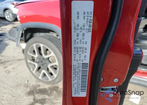 2018 Jeep Compass Limited z USA, uszkodzony, nr VIN 3C4NJDCB6JT200313